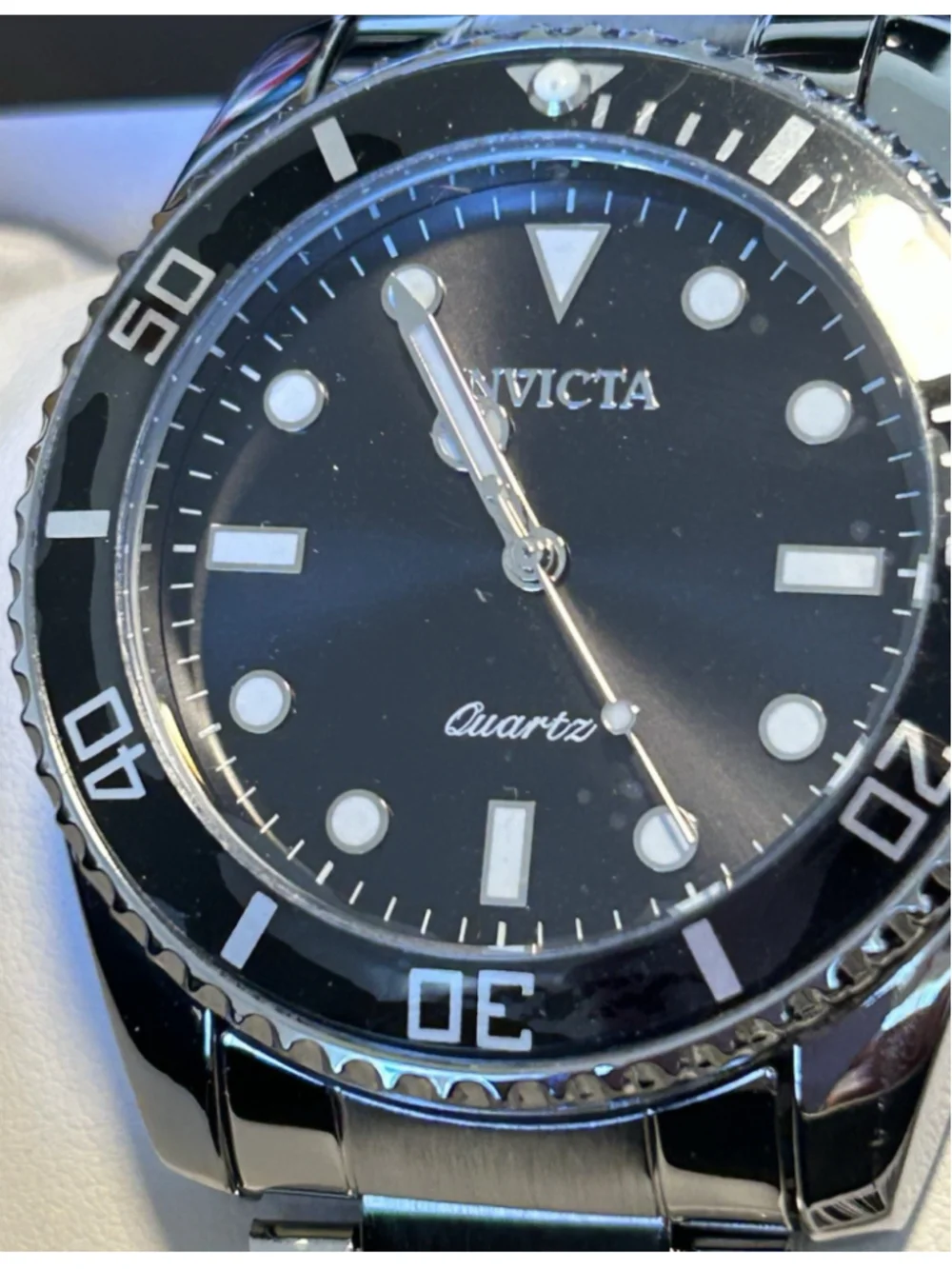Invicta Men's Watch Model # 69401 Silver Band w/Black Face Analog, Quartz